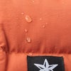 小雨や雪の日もお出かけしたい愛犬に嬉しい撥水機能のドッグウェア環境に優しく安全な自然由来のフッ素フリーな撥水加工です。