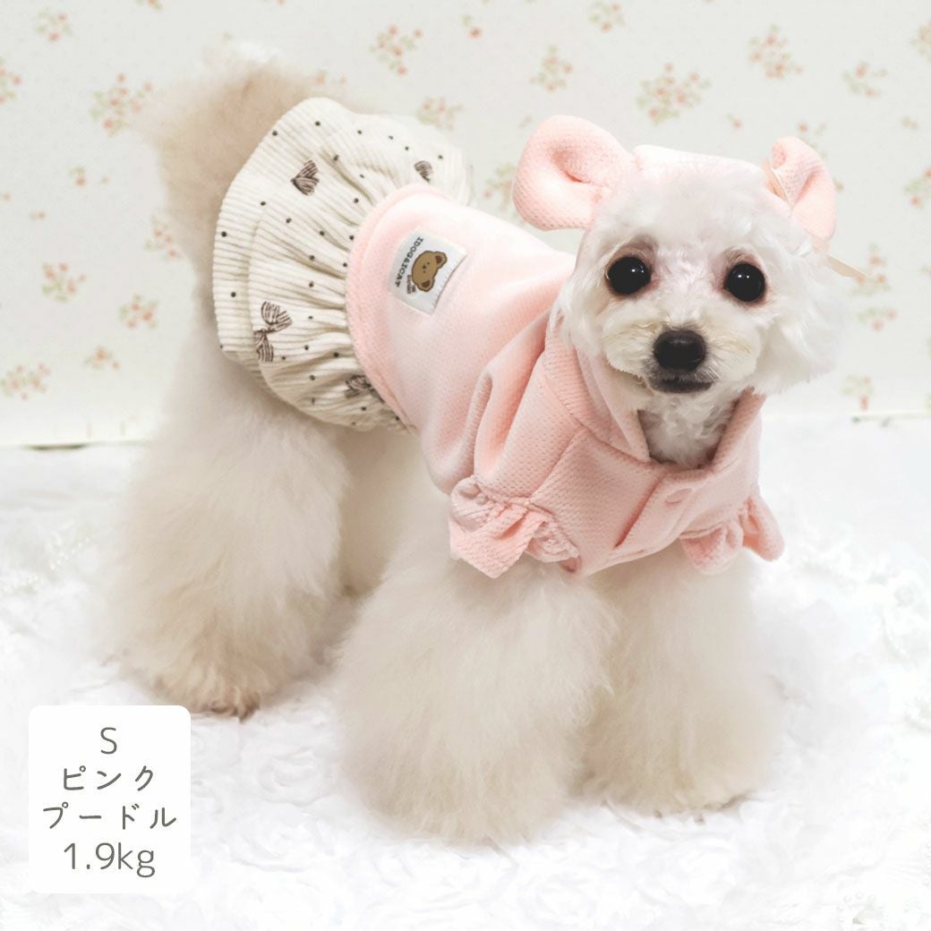 トイプー1.9kg(首17/胴29/丈22cm)のメリナちゃんはピンクのSを着用